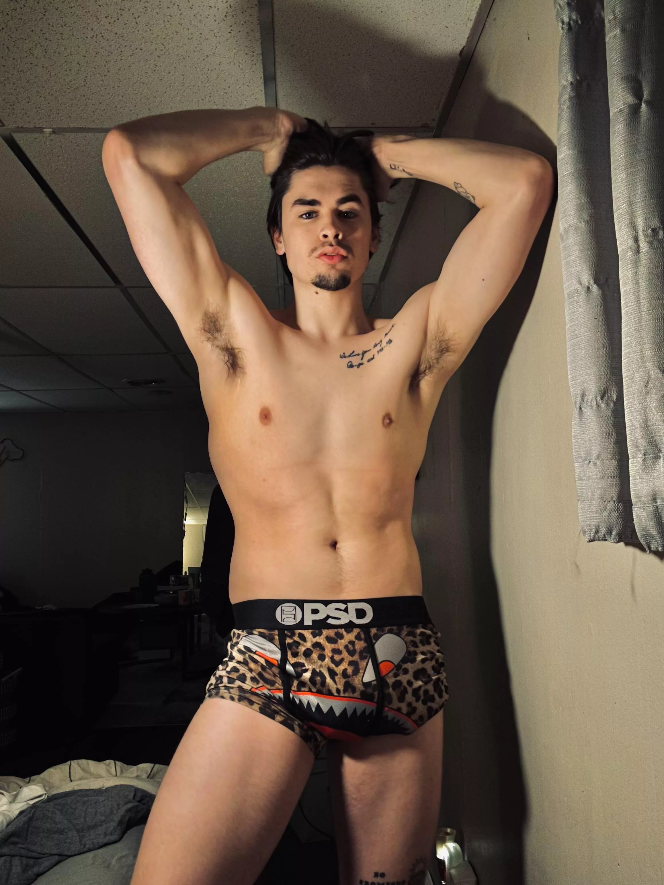 you like my pits?😅 posted by Professional_Pie974