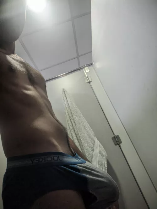 20m straight by AninoX1337