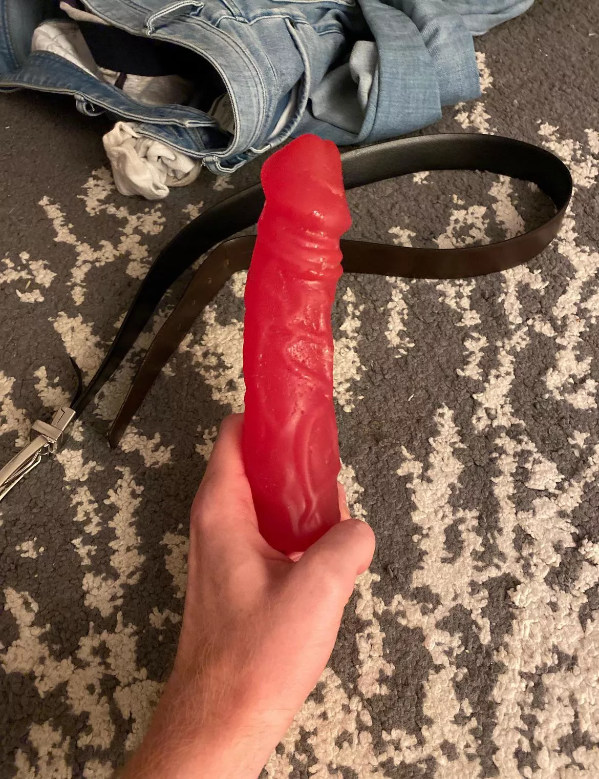 [24] slim & kinky sub boy. Love to deepthroat my dildo.. add 👻 paulmaaler and send me asl :) posted by meikgerman