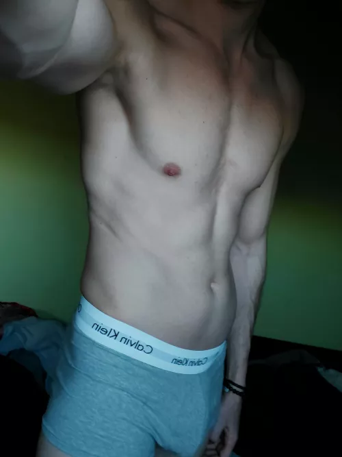 25 vers. Any younger top? by Which-Job-4675