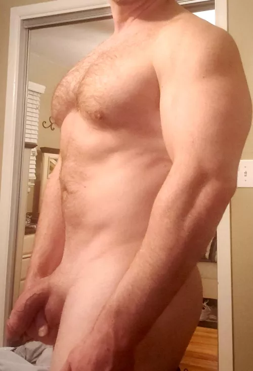 (45) Dad of 2. Who wants to make it 3? by Daddy_fit44