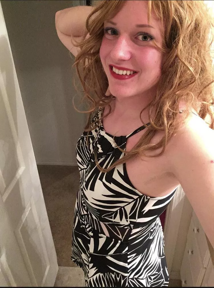 Am I Pretty Enough to get Some Good Dick? posted by MaddieBethCD