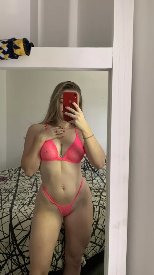 Am I smashable? Would love hear your opinion ;) by Moon_Lovere