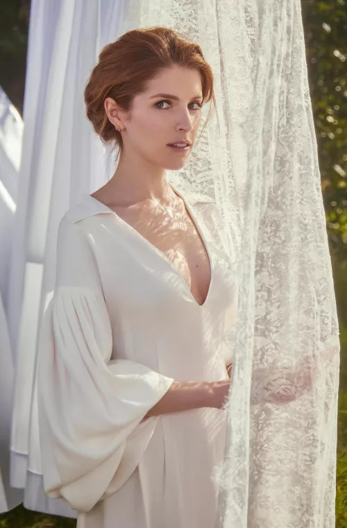 Anna Kendrick by look_for_the_book