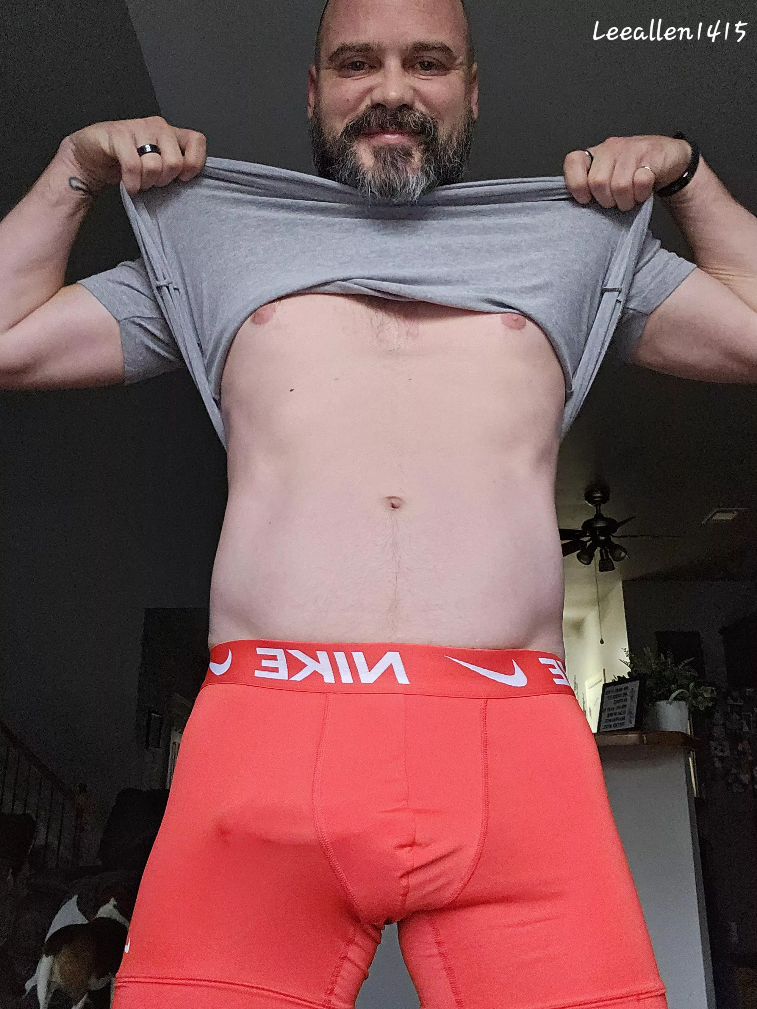 Beard fact #19: 92% of women studied found that sitting on a bearded man's face for 20 mins a day is fucking fabulous 😋 posted by LeeAllen1415