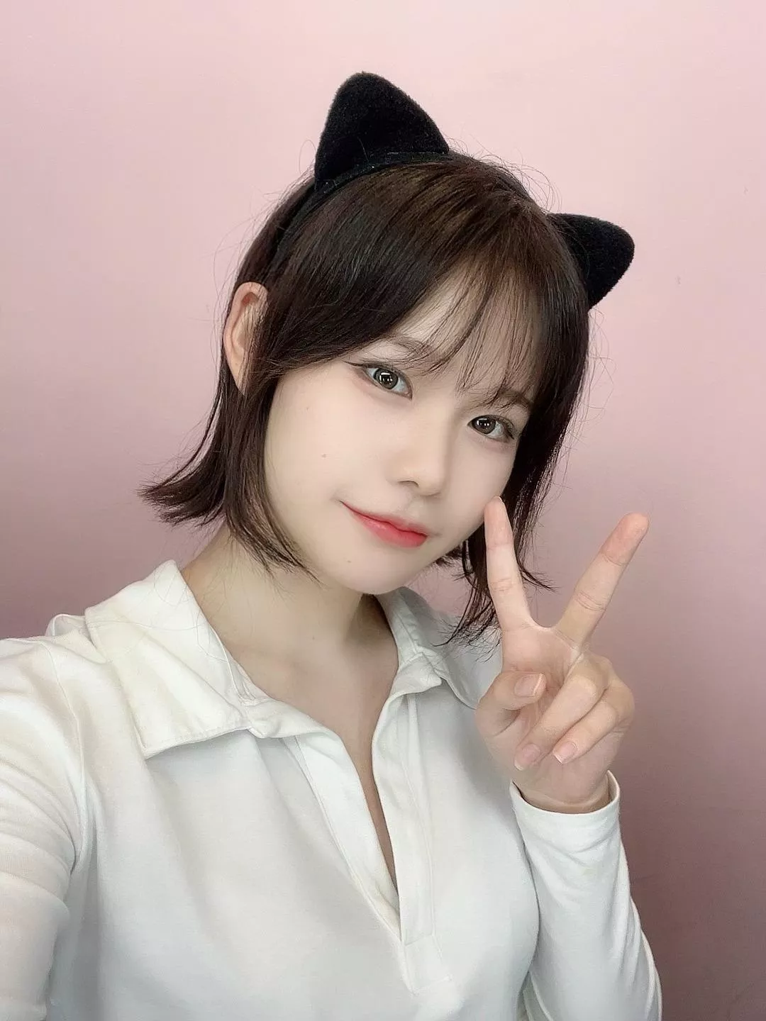 Can I be your kitten? posted by PhotoWorth