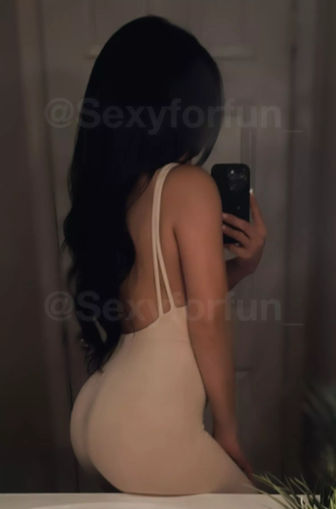 Can you pull my long black Latina hair during sex? posted by Sexyforfun_