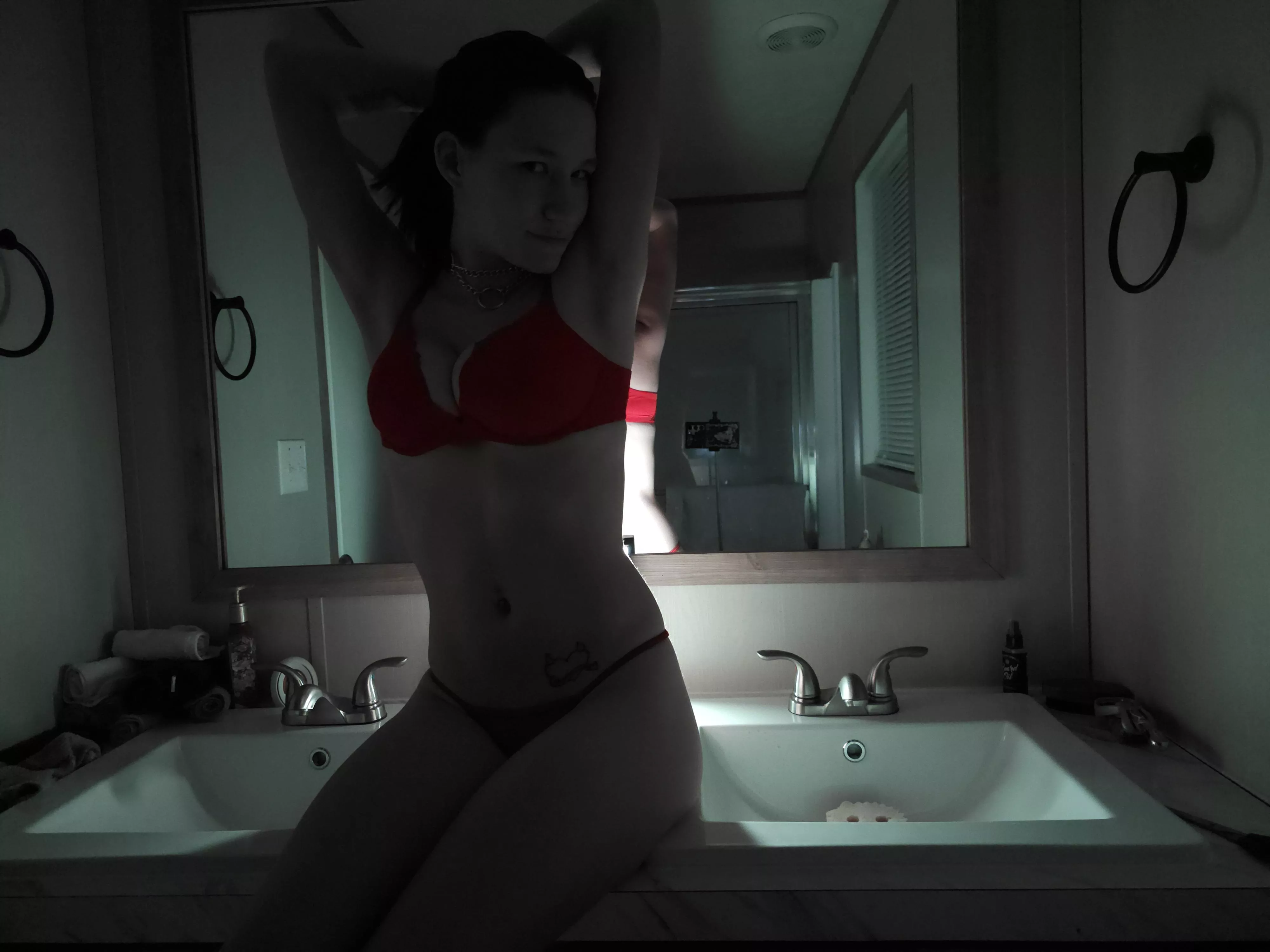 Choke me like you hate me. 🤪 posted by Babypenguin1