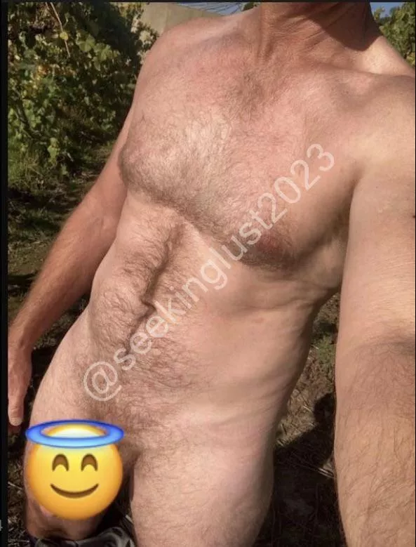 Damn halos appearing at the wrong time 😂 posted by seeking_lust2023