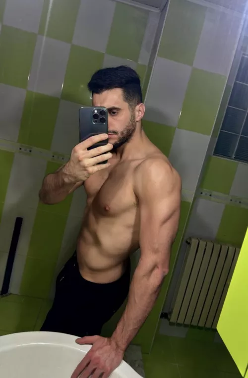 First post here by boob_sniper