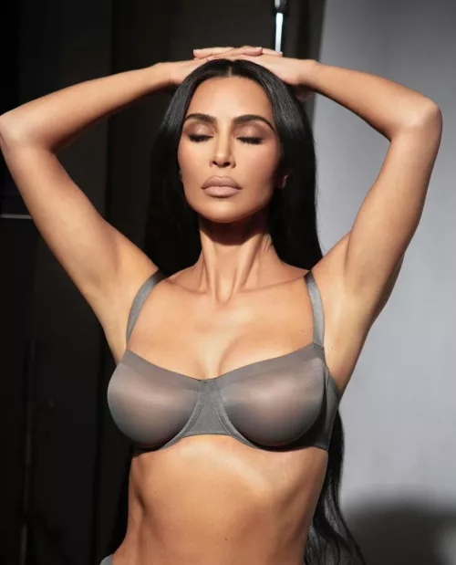 Goddess 🥵 by XxNylonLover1990Xx