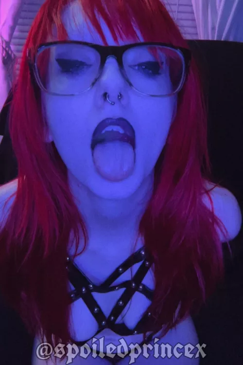 got the perfect target for you to aim at 🖤 by spoiled_princex