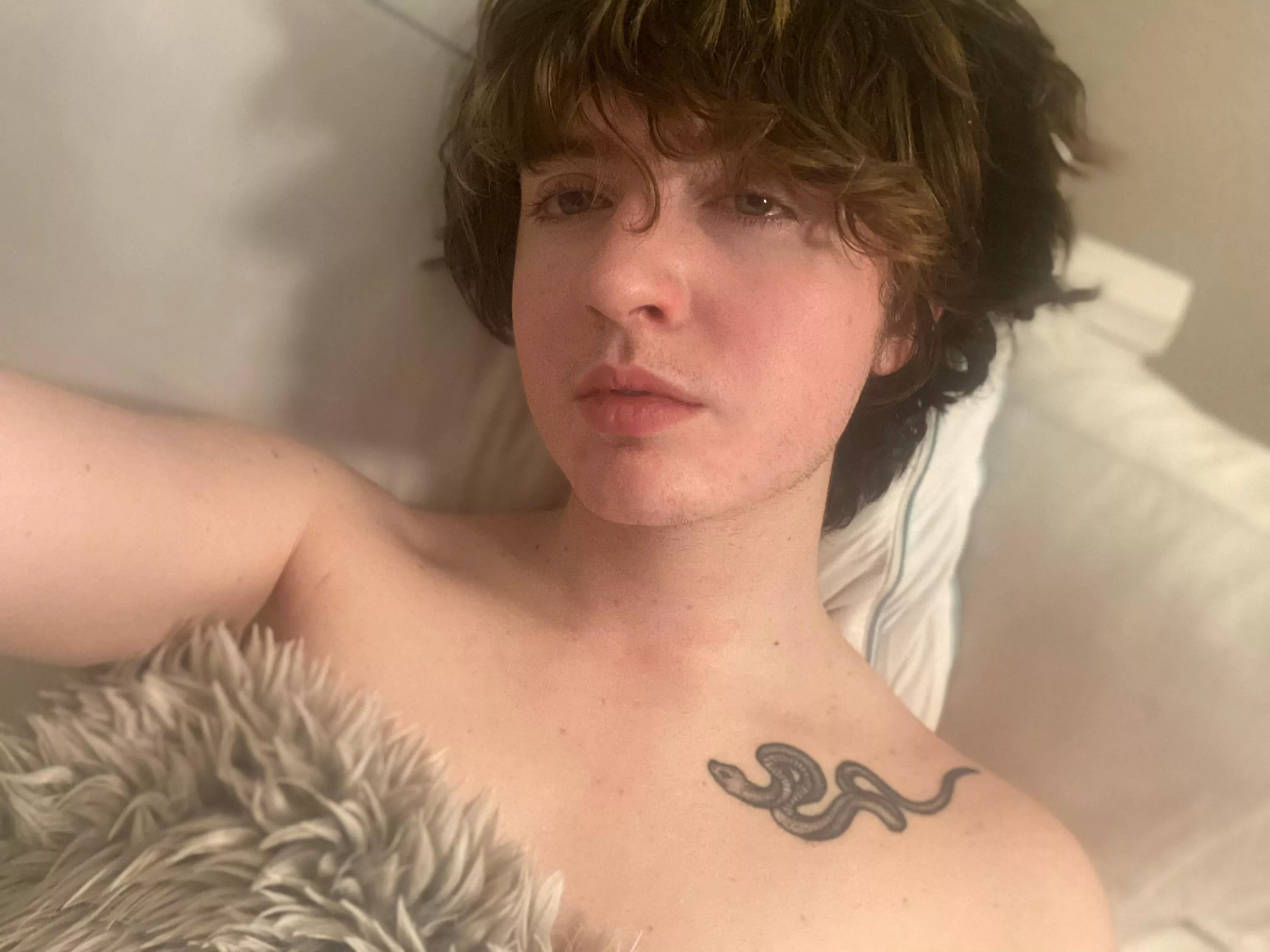 Have some facial hair (key word some) 🥰 posted by blobercat