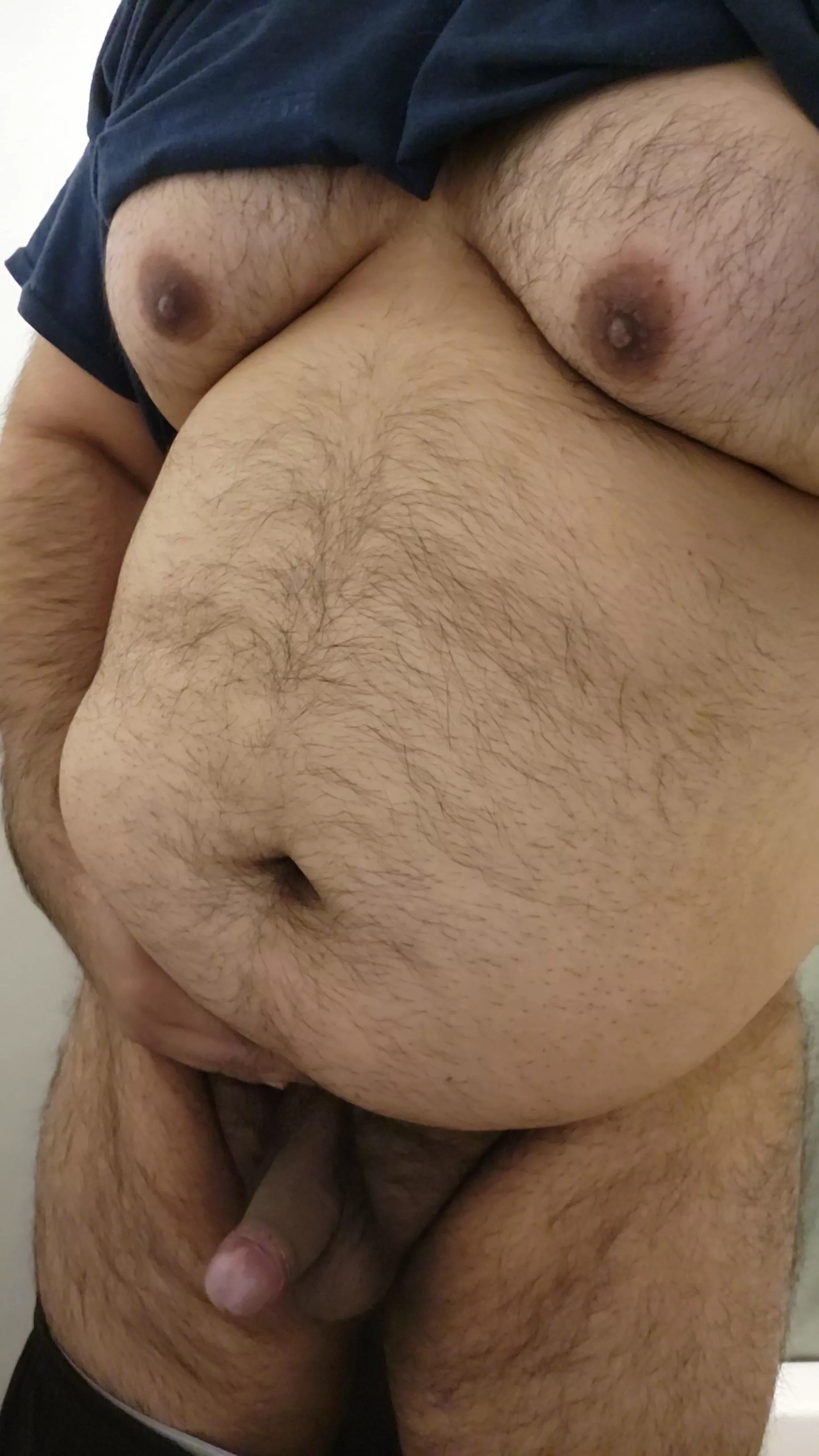 Horny chub this morning any other chub want to jerk together snap? posted by highlightmagnus