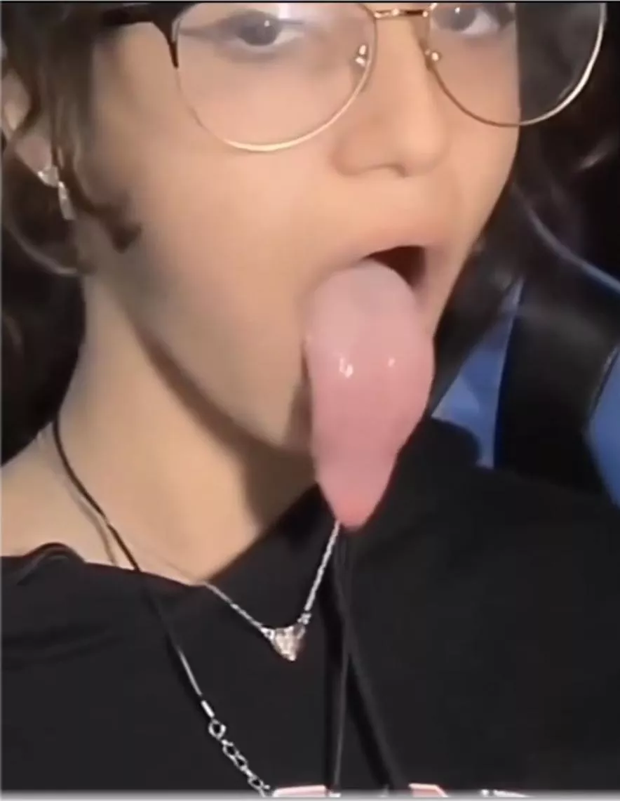 I need a name here posted by kingofjungle69