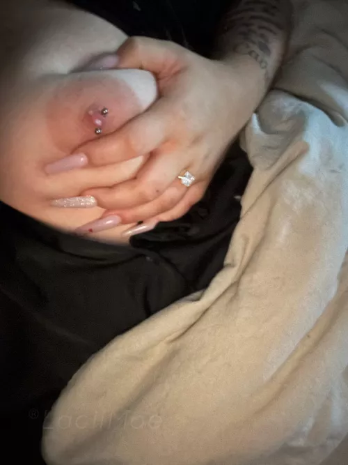 It’s cold out and you need a hot meal by laciimae