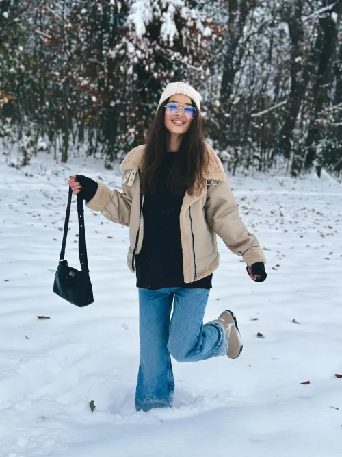 IUTR by Valentina-Marie