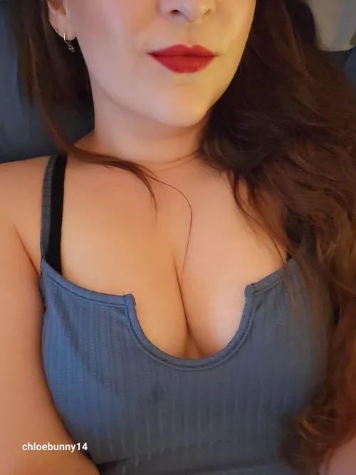 Kinky, nerdy, bratty domme next door available. I want to play with humiliation (and SPH!), cuckold, fantasy blackmail & expose, homewrecking, tease & denial, CEI, CBT. Tons of femdom premades [dom][sext][pic][pty][rate][snp][toy][vid][fan][oth] by ChloeBunny14