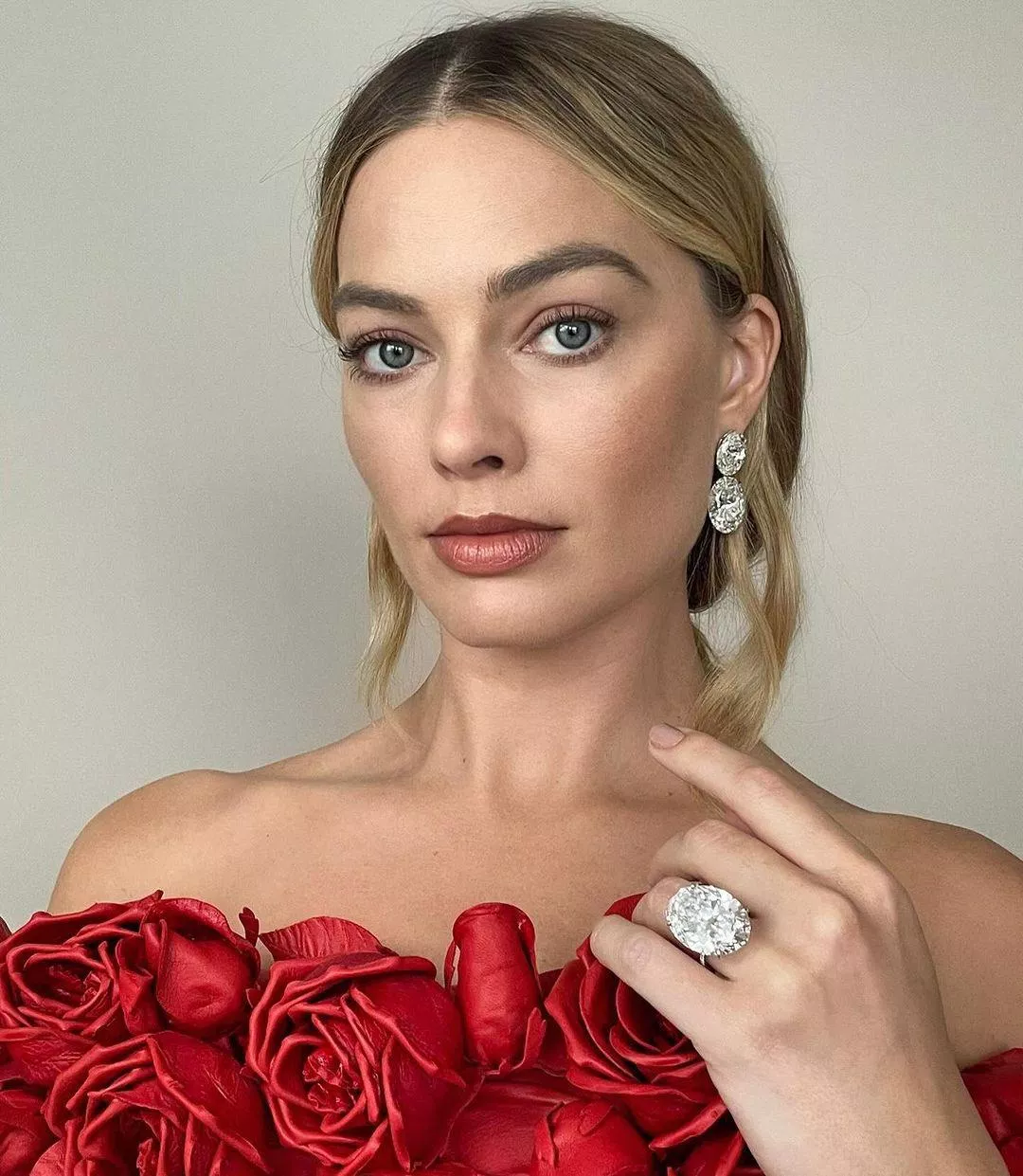 Margot Robbie posted by ControlCAD