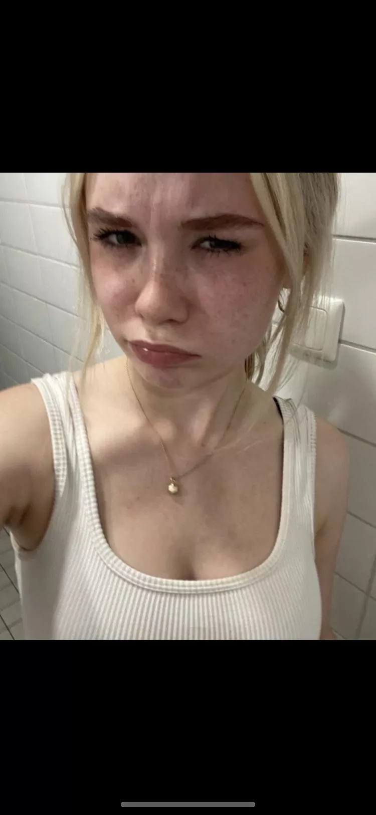 May I receive a tribute ?(f) posted by Silent_Community4608