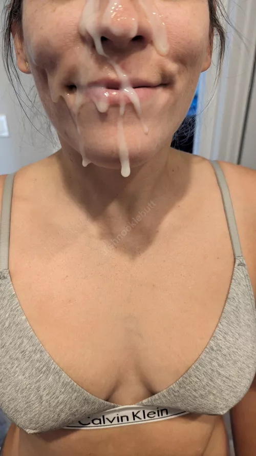 My best friend is married, but his wife thinks taking facials is disgusting. So I step in to give him what he craves! by Shnooklebutt