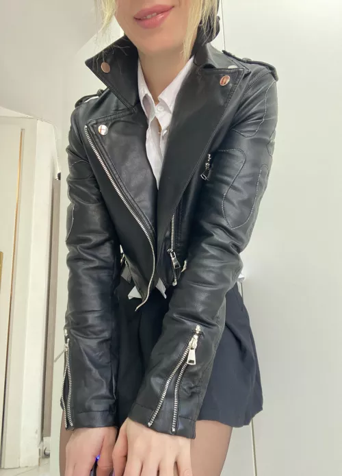 My leather jacket by NatyBond_OF