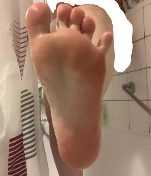 [oc] f18 feet in ur face while i shower by strawberry-milk2