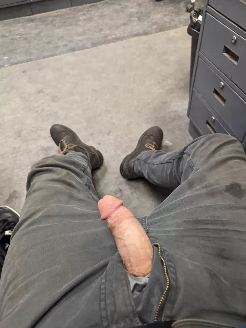 Oops thought my office door was locked [35] by NoSignal--