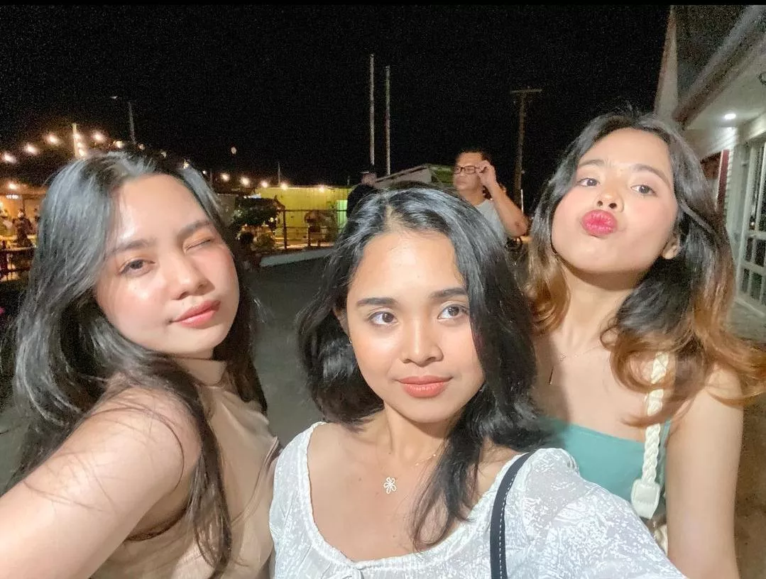 Pick 1 sister posted by Opposite-Exchange168