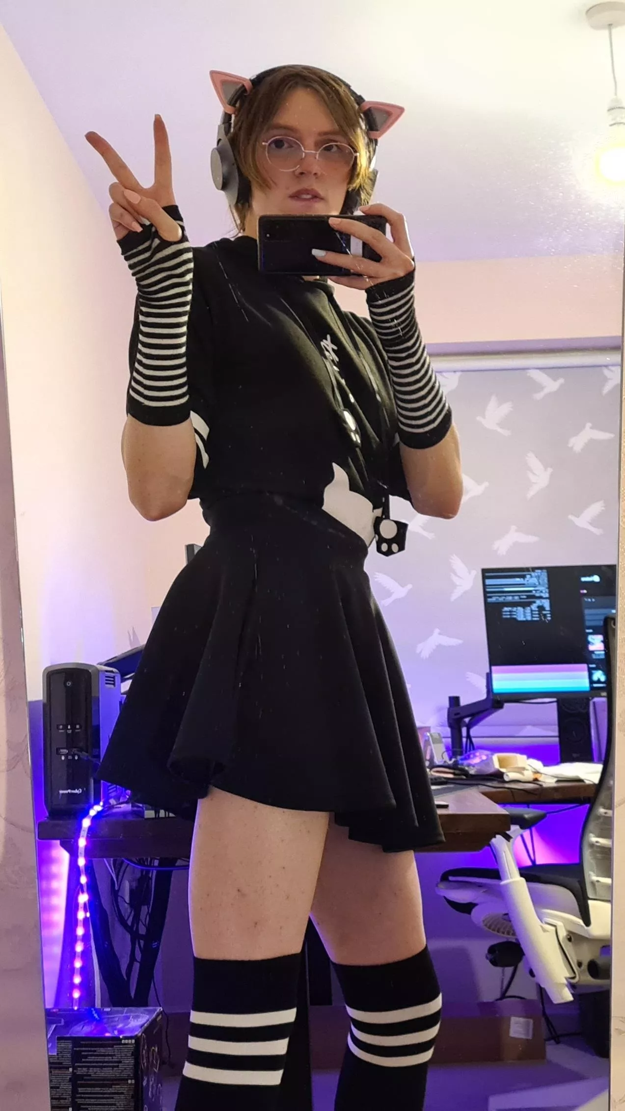 Quick selfie for all the other cuties out there posted by Aster_femtwink