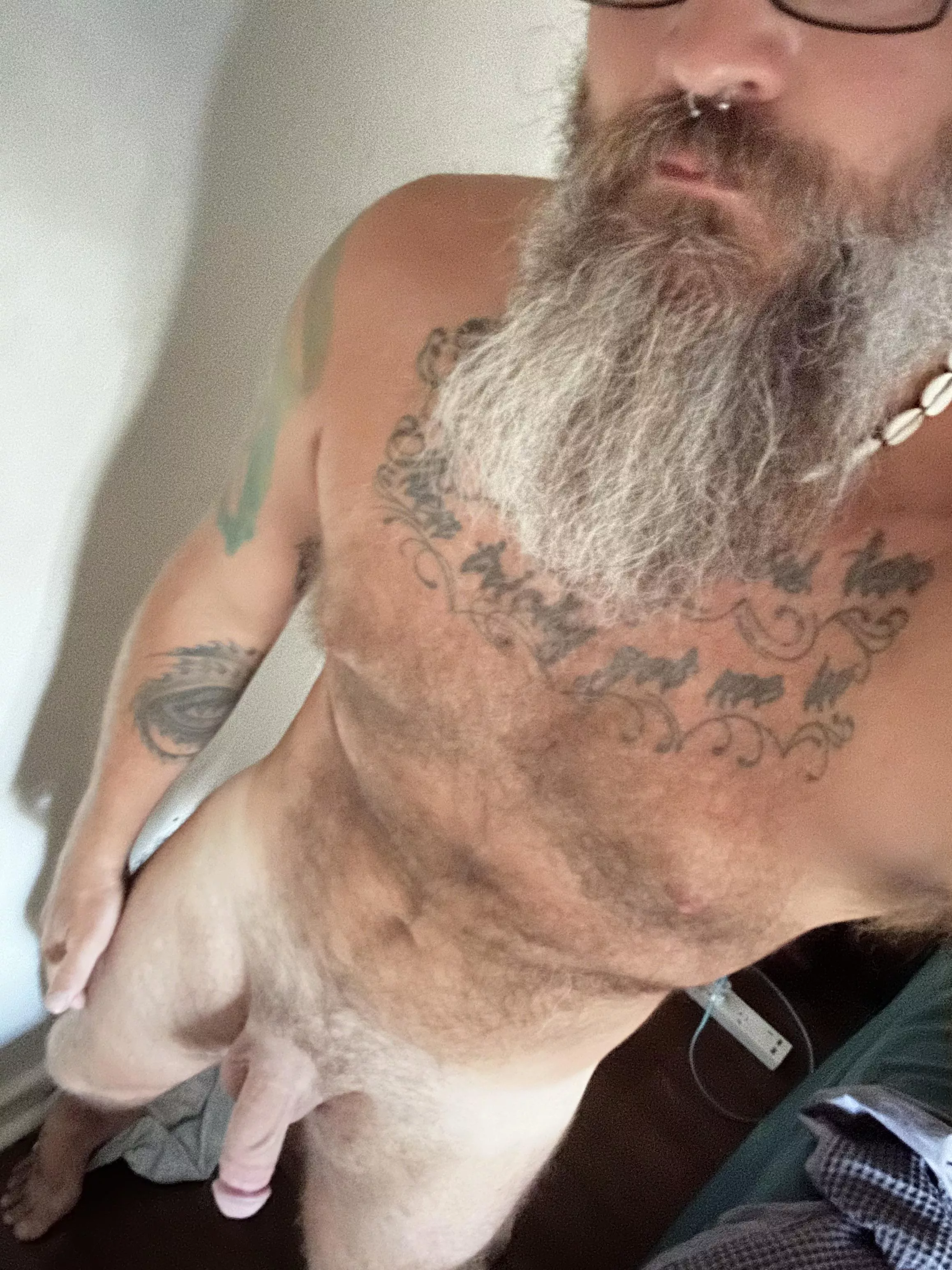 Salt and pepper (46) posted by idratherbenudist