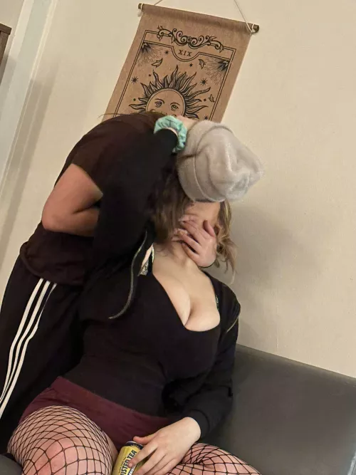 She wouldn't stop kissing me! by uvula_boxer