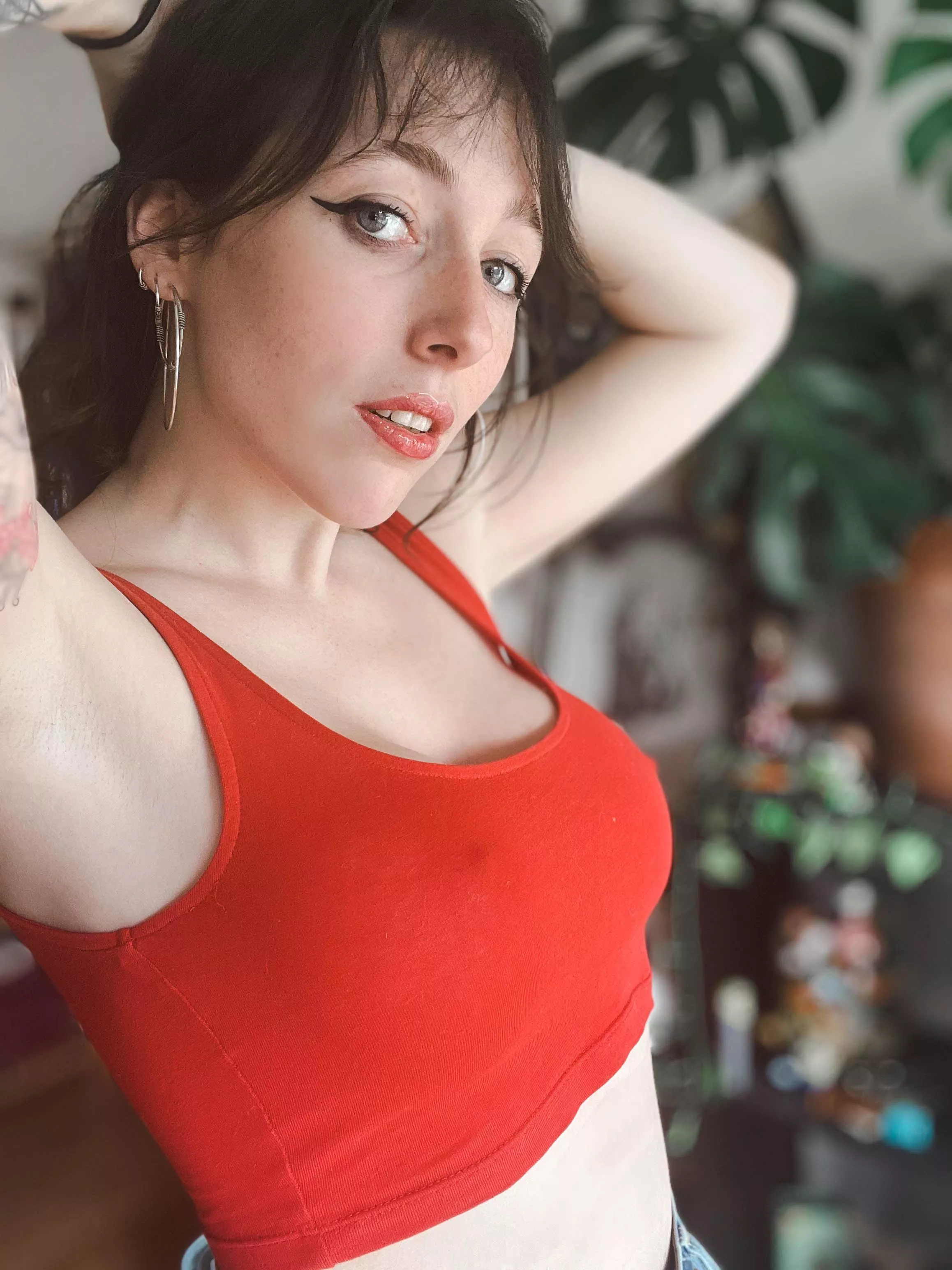 So impatient for summertime to come back so I can wear light clothes again posted by CandideCrush