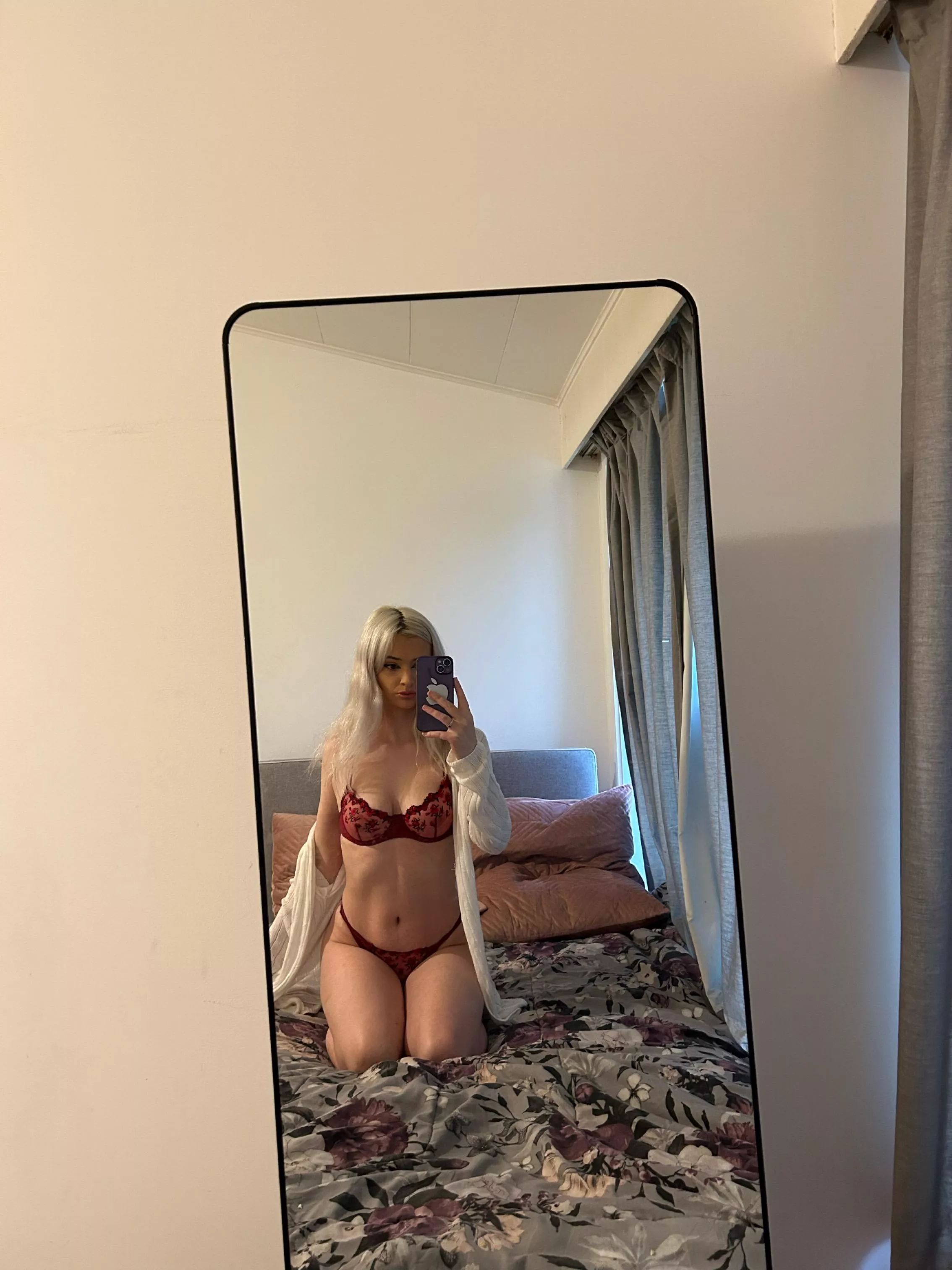 The prettiest blonde of them all posted by CuteBabye