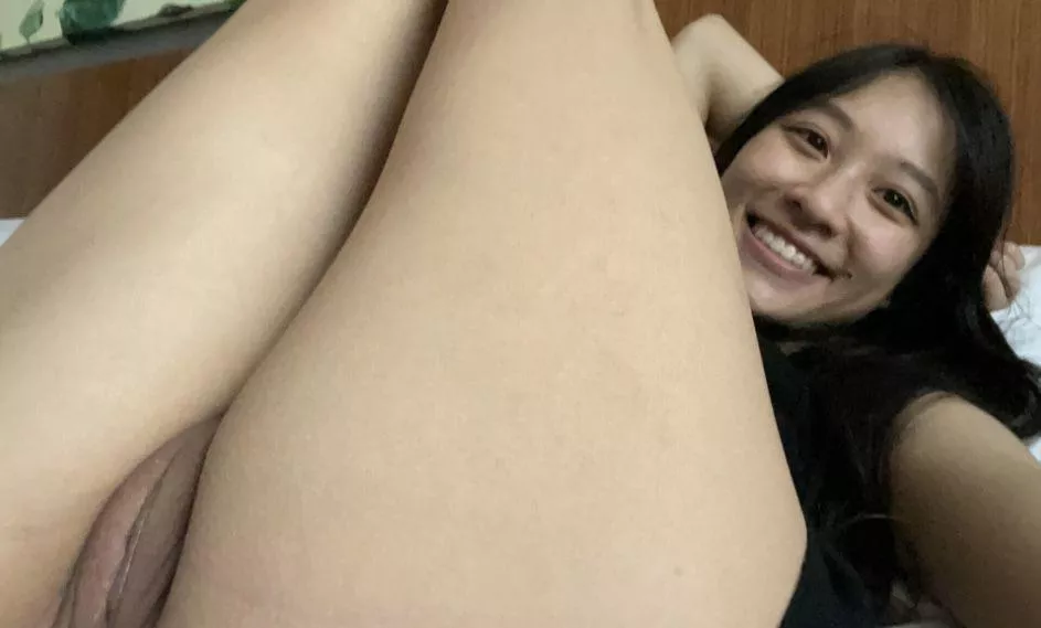 What do u think of my pussy? posted by Boassm