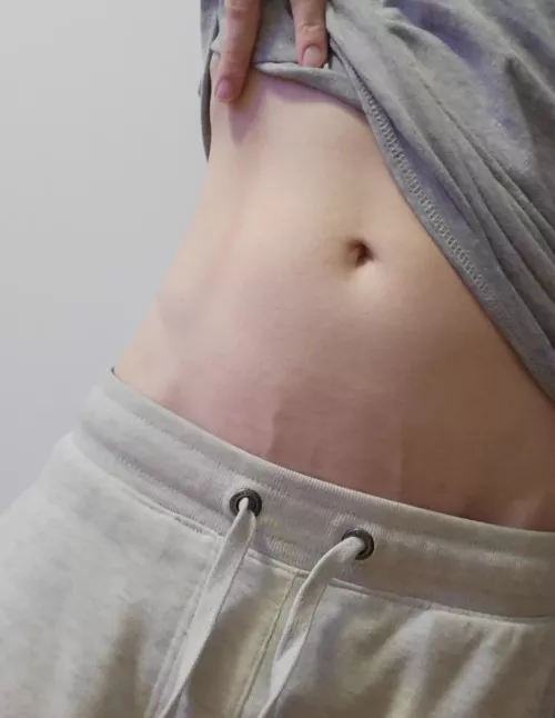 What if you had a weekend alone with a 5'3 105lb femboyyy? by YourSmolGuy