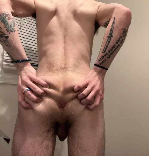 who wants to bend me over by Traditional-Lime-509