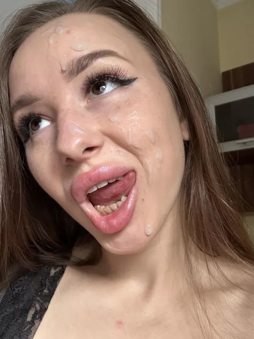 Who wants to join my cum paint party by sidewardsmash55