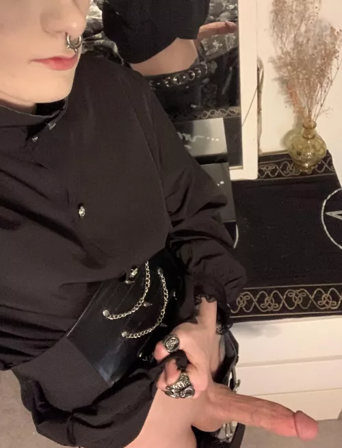 Would you let a goth guy stretch out your holes? by PaytonTallSlim