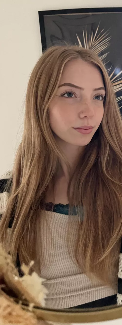 24f gradually regaining my confidence 🫶🏻 by butterflybeing7