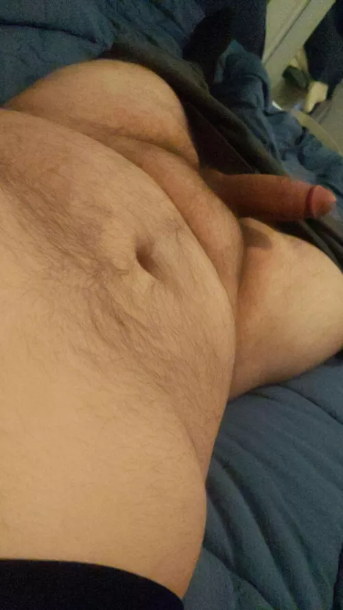 25 ~ pics on my profile ~ feel free to hmu/kik/snap by bub_c