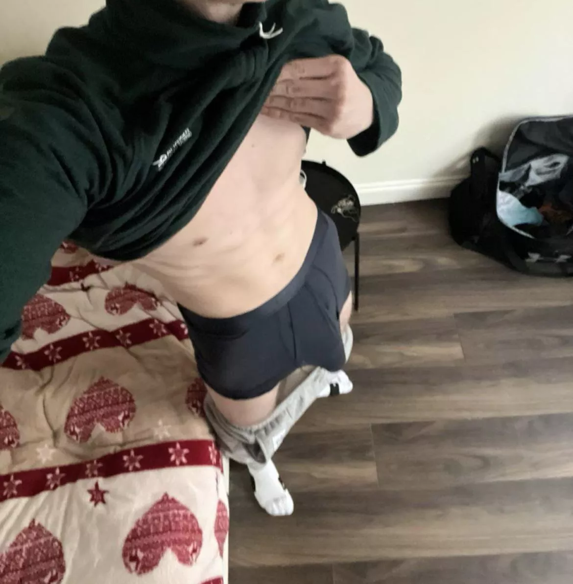 29 UK str8 but curious and keen to go live and cum. Verbal ++ UK ++ Snap is w_kf24 posted by sshbh3553