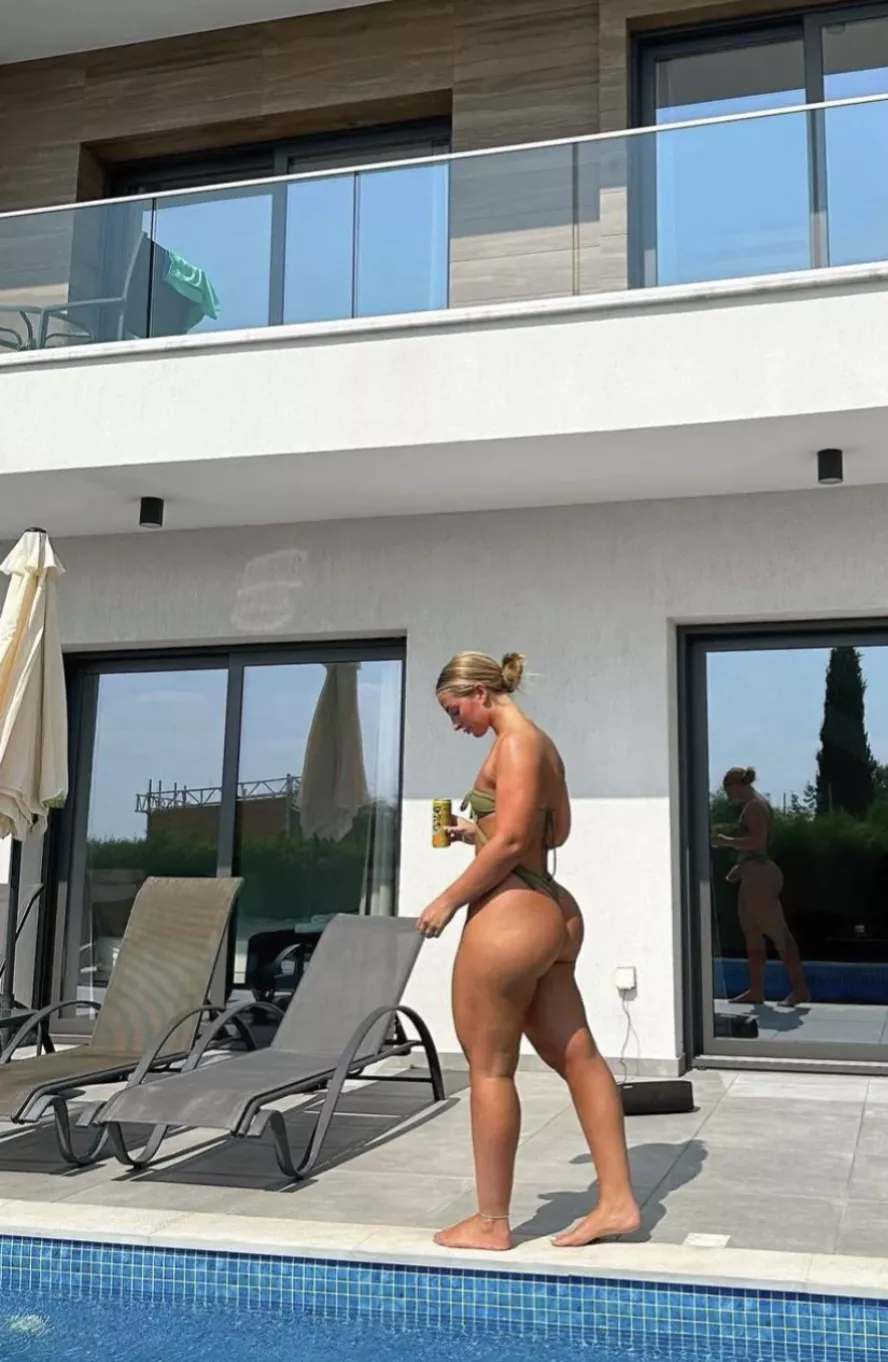 Across the pool iutr posted by Southern_Egg7540