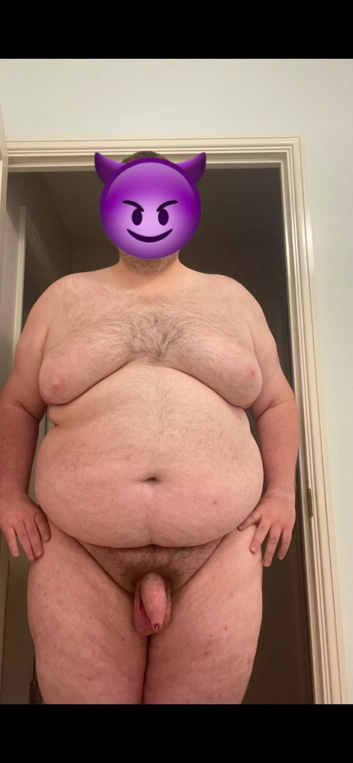 Any UK based girls want to chat :) posted by AffectionatePrint920