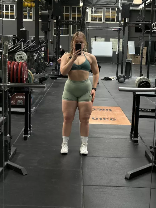 Anyone into a thick fit muscle barbie by AustinBarnese