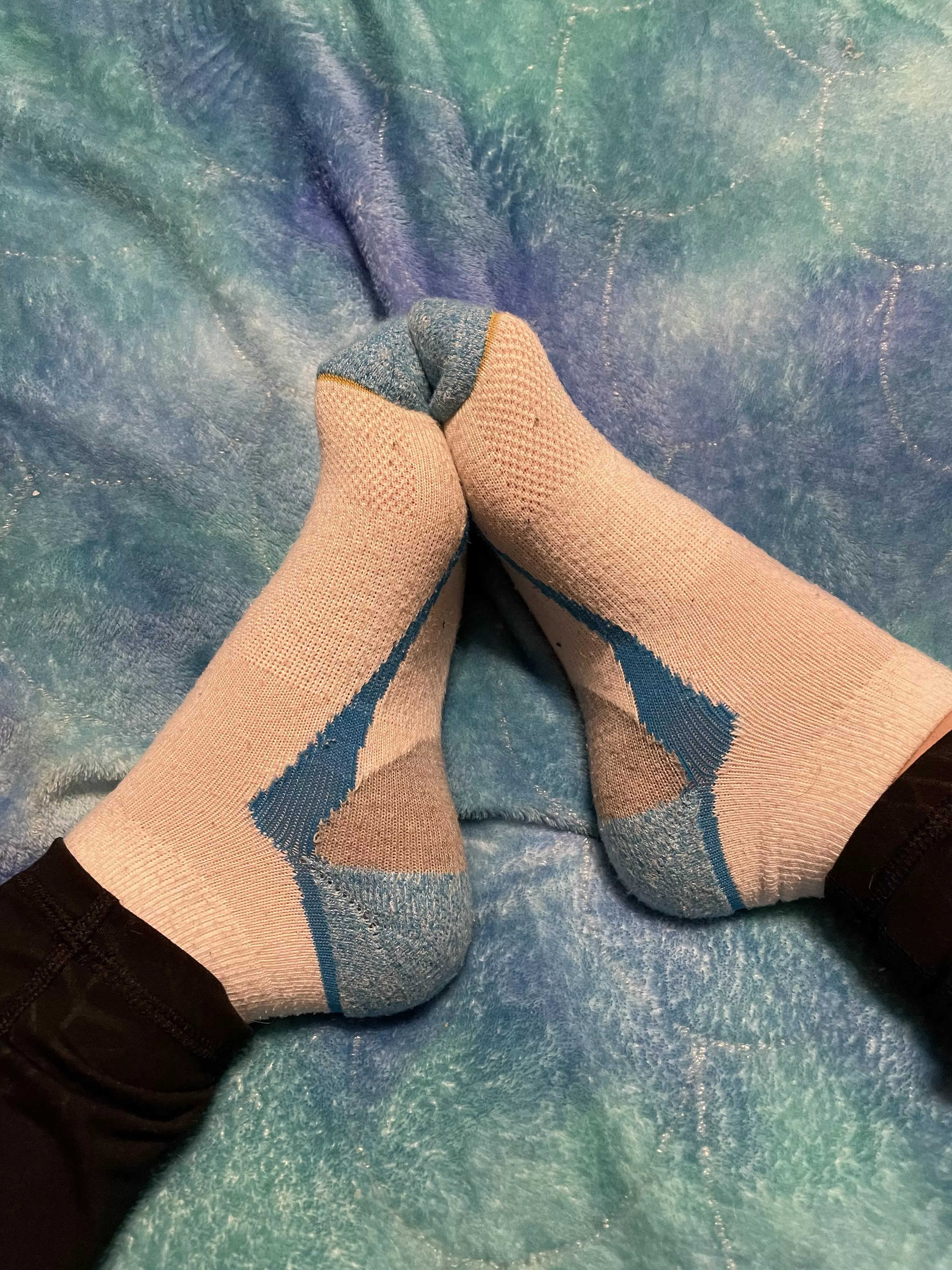 Did you order a double shot of stink to wake you up? You did now 👃🏻🧦 posted by Tattoo_Goddess420