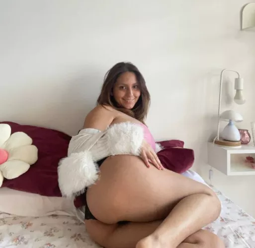 Does my thick 18yo booty looks beautiful here by awayUnseat519