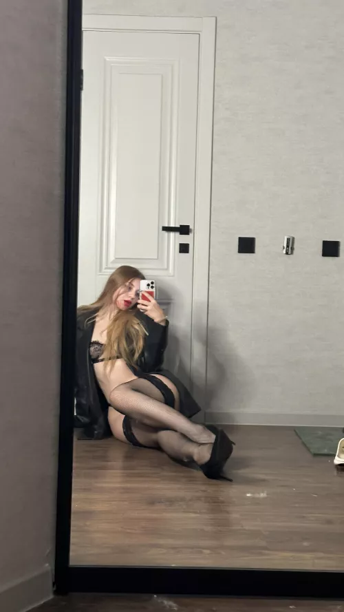 extremely attractive nets by HeavyVegetate