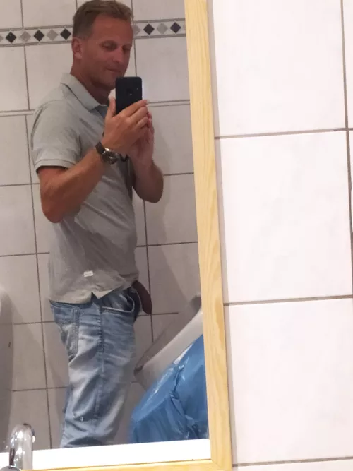 German Urinal by frankynrw