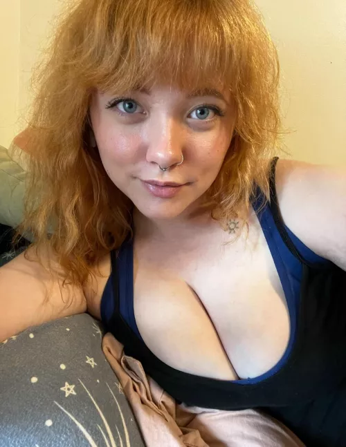 Good morning! Hope you’re enjoying the weather and soaking up some vitamin D today [f] by vibranthoney